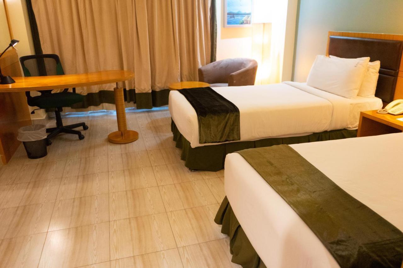 Hotel By Ihg