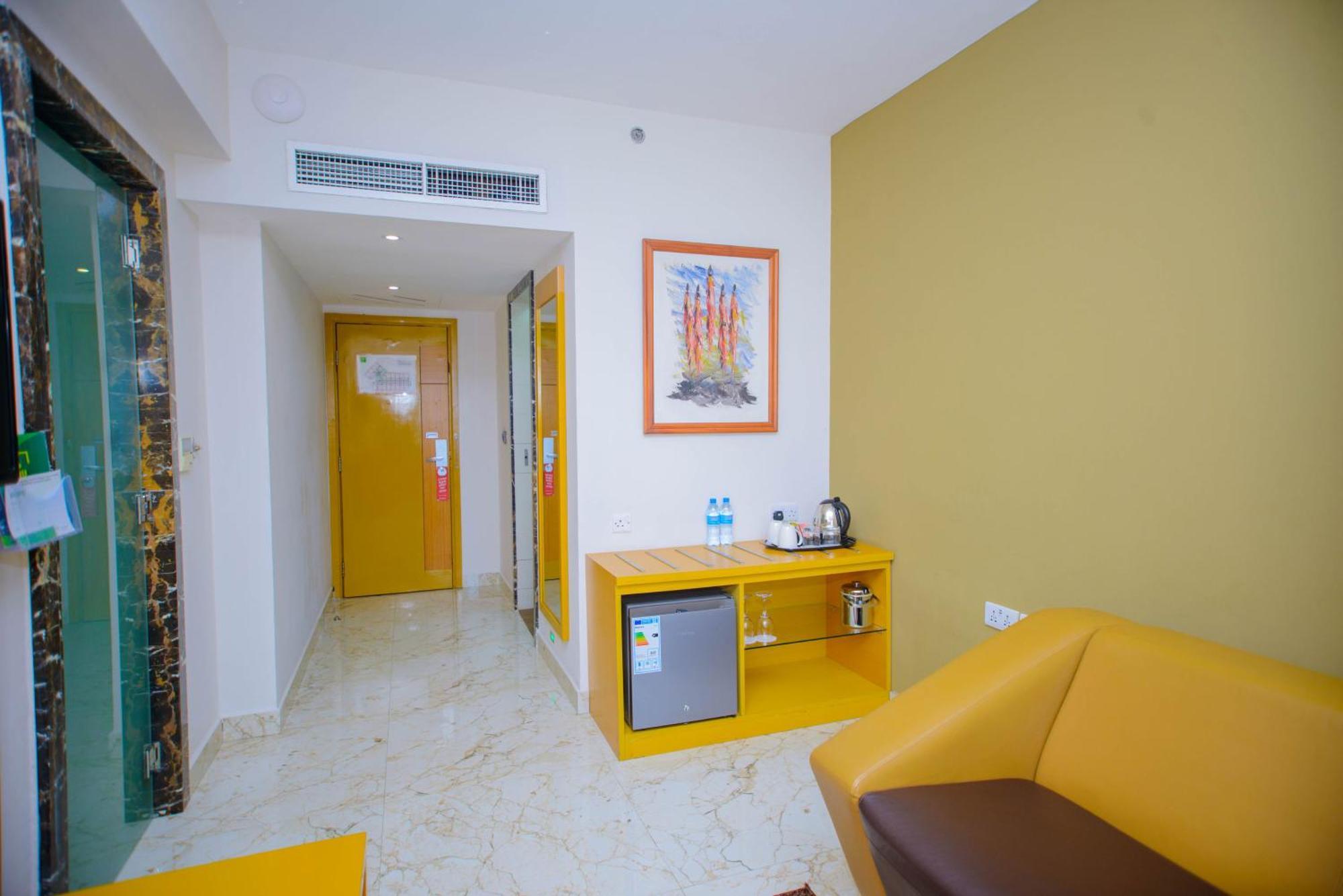 By Ihg