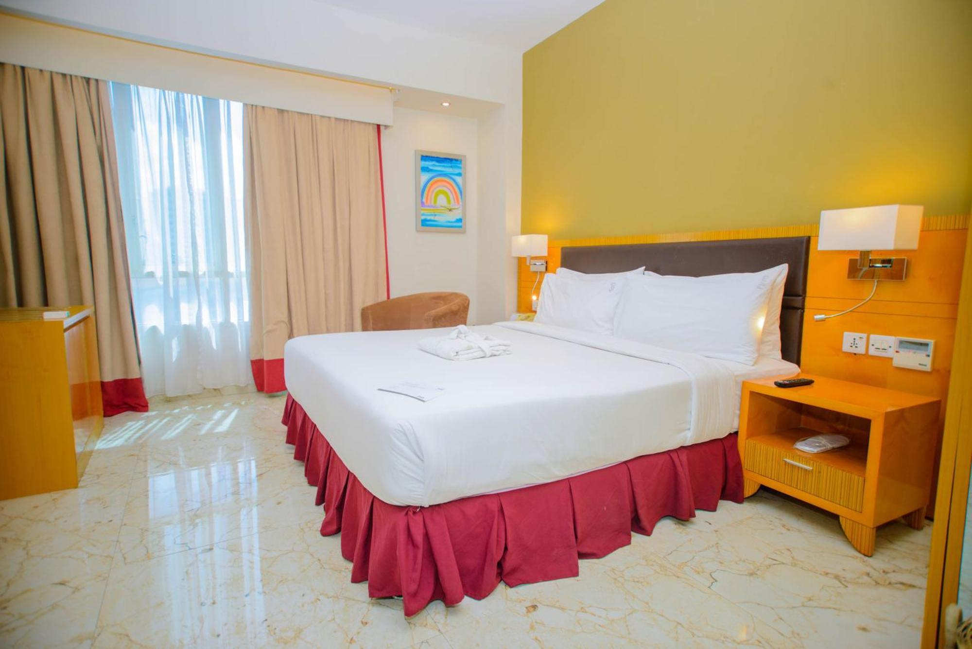 By Ihg Hotel
